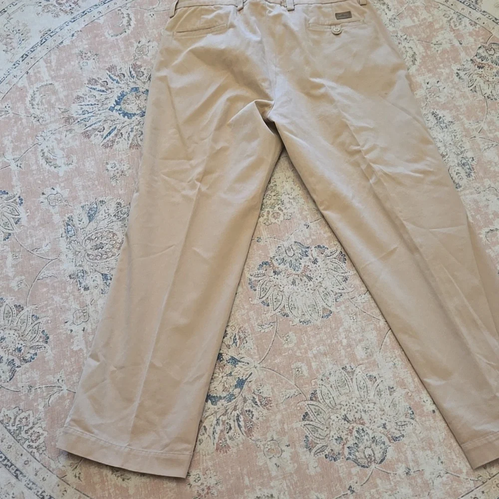 Dockers Men's Khaki Pants Chinos 100% Cotton Size  W40 L32 Very Good Condition
